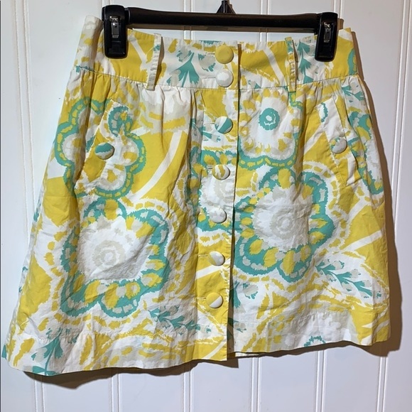 Fossil Lined Yellow, Sea-Green, & White Floral Button Down Skirt Size 2 - Picture 2 of 8